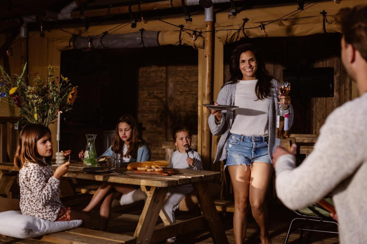 Glamping Lauwersmeer Vierhuizen Bagian luar foto